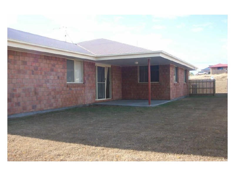 5 JULIUS CRES, Gladstone QLD 4680