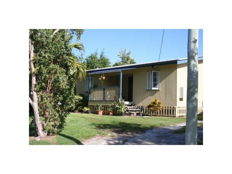 32 ORANA AVENUE, Boyne Island QLD 4680