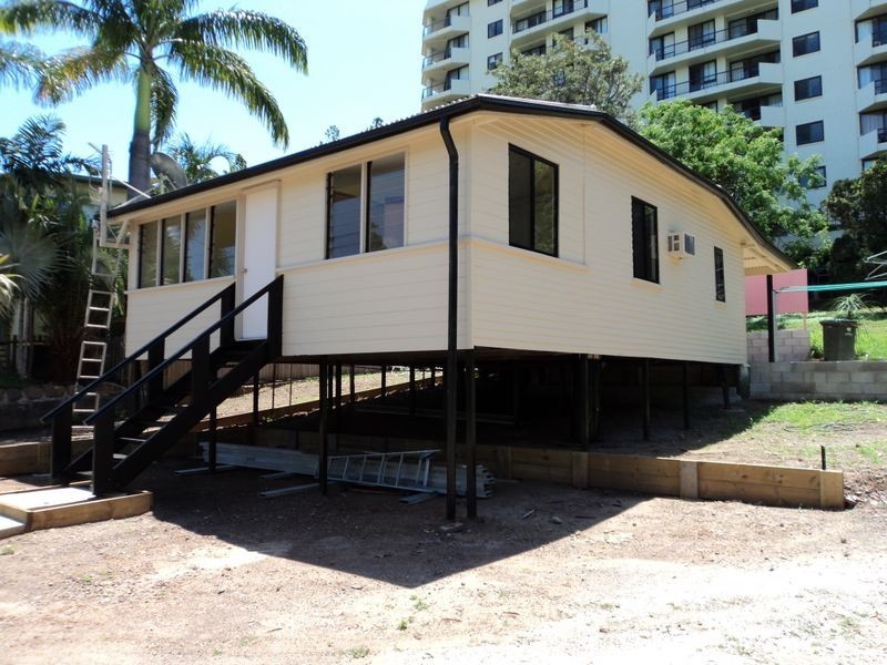 38 Kent Street, Gladstone QLD 4680