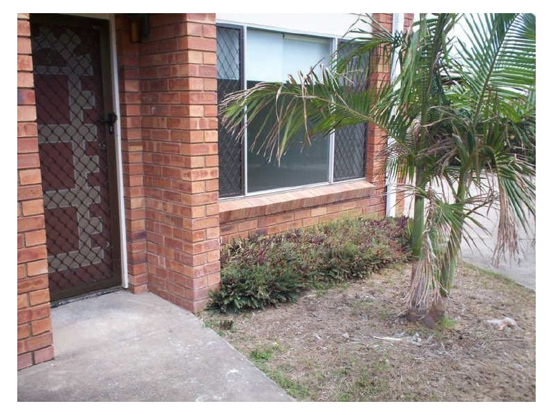4/4 Wilmott Street, Gladstone QLD 4680