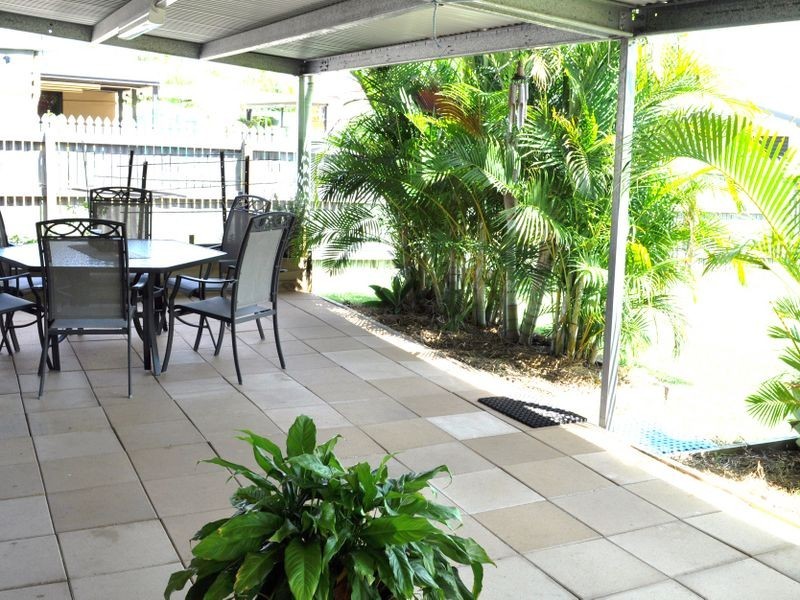 4 Curran Street, Clinton QLD 4680