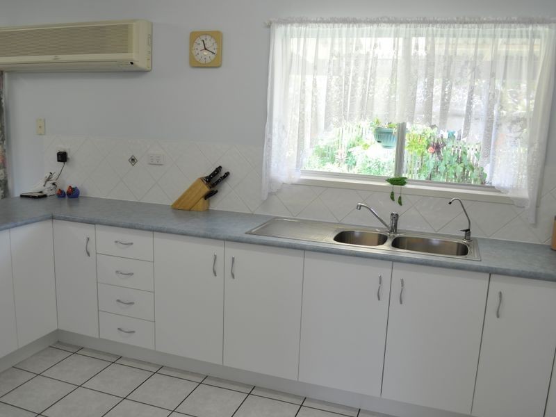 3 Potter Street, Clinton QLD 4680