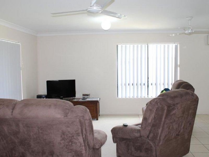 37 Skyline Drive, New Auckland QLD 4680