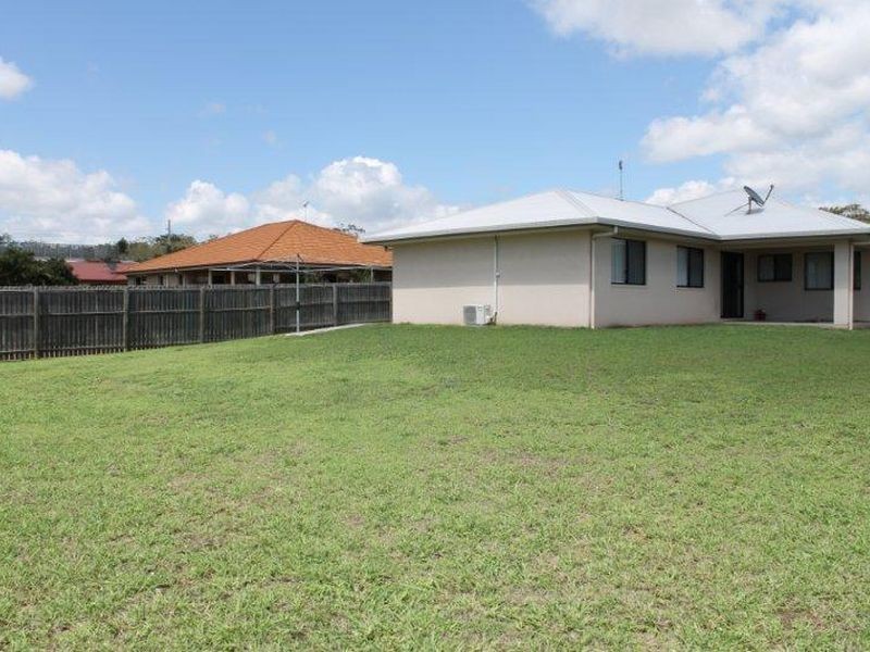 37 Skyline Drive, New Auckland QLD 4680