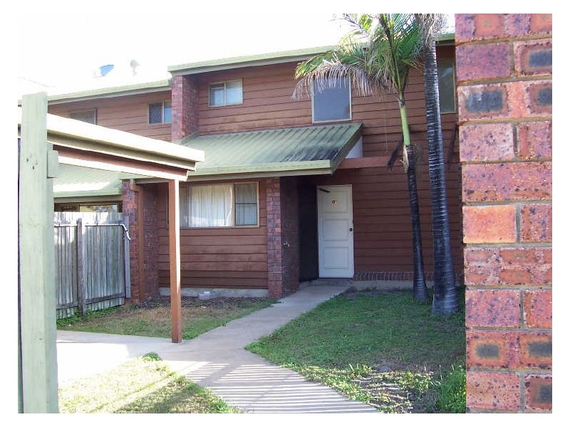 16/15 ROBERTS STREET, Gladstone QLD 4680