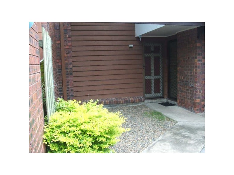 16/15 ROBERTS STREET, Gladstone QLD 4680