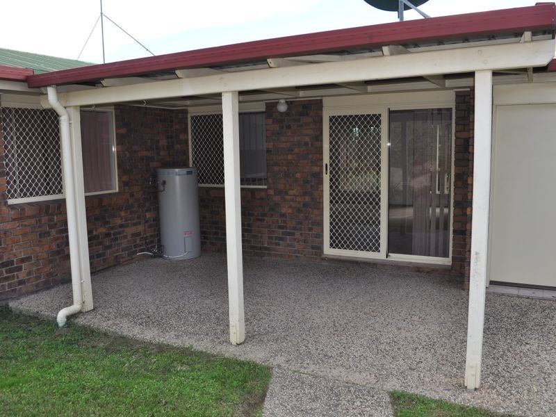 4 Leanne Close, New Auckland QLD 4680