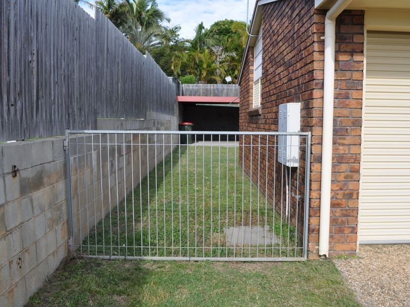 4 Leanne Close, New Auckland QLD 4680