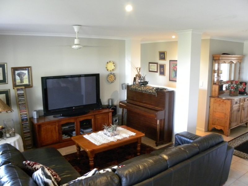 18 Magnolia Avenue, Gladstone QLD 4680