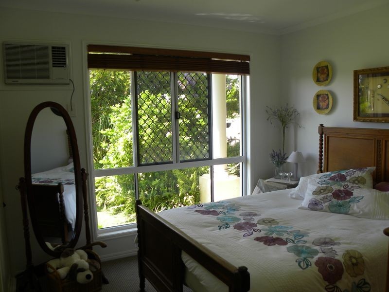 18 Magnolia Avenue, Gladstone QLD 4680