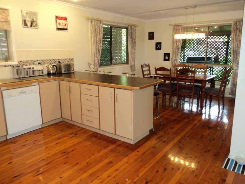 36 Gretel Drive, Clinton QLD 4680