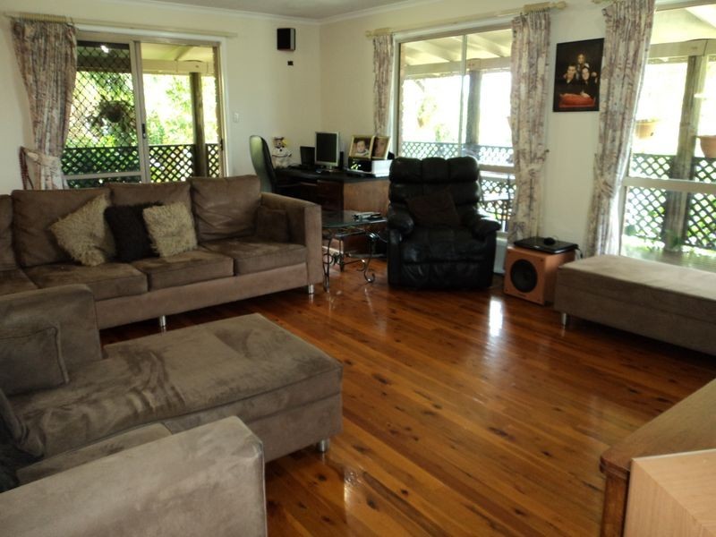 36 Gretel Drive, Clinton QLD 4680