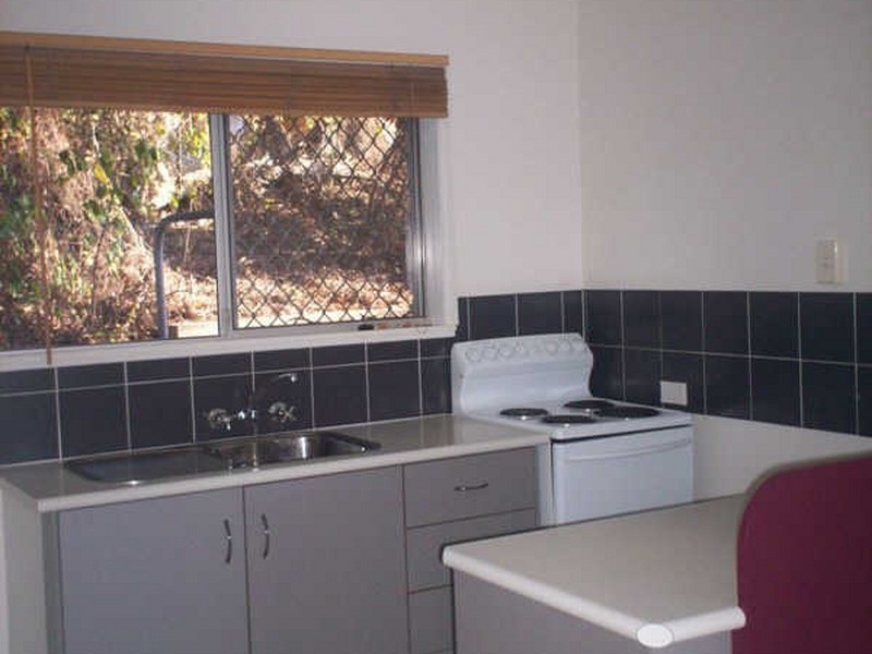 2/141 Oaka Lane, Gladstone QLD 4680