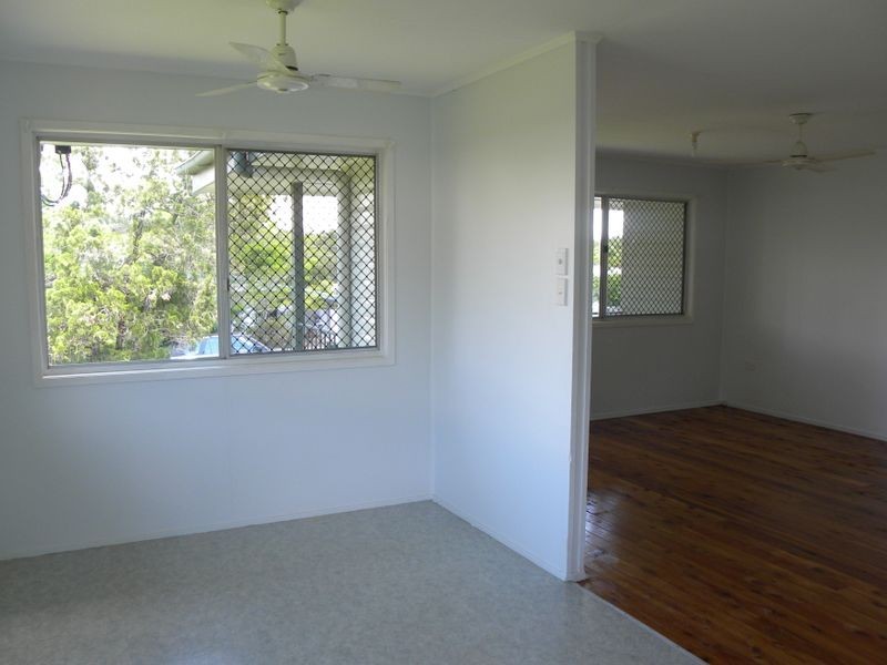11 Dalton Street, Clinton QLD 4680