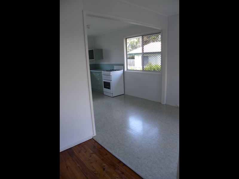11 Dalton Street, Clinton QLD 4680