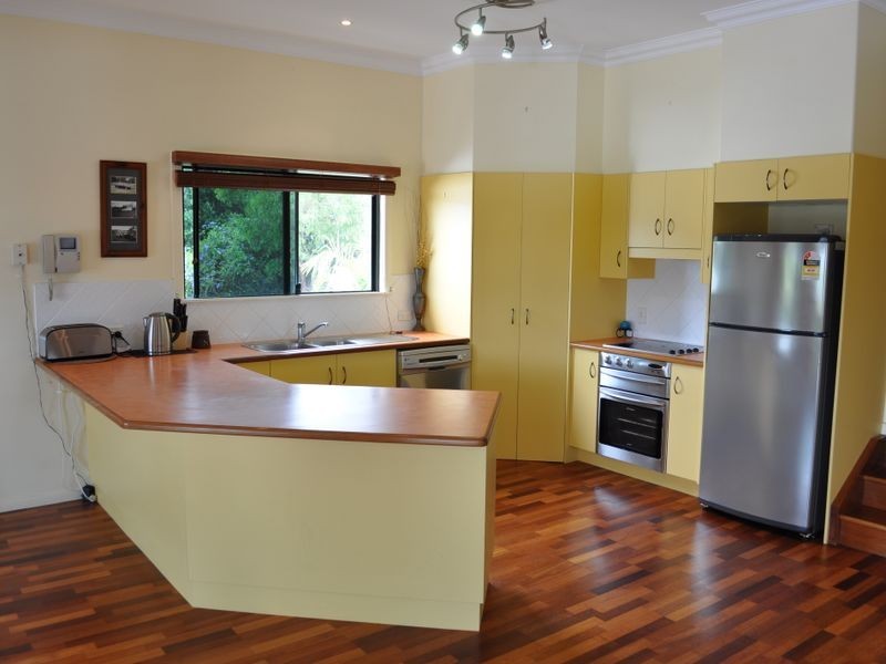 12 Solonika Court, South Gladstone QLD 4680