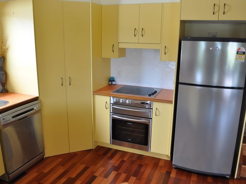 12 Solonika Court, South Gladstone QLD 4680