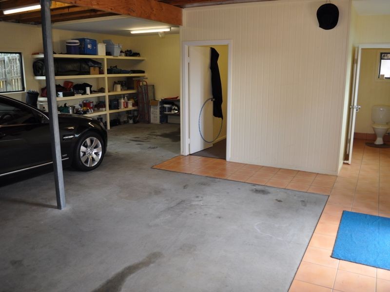 12 Solonika Court, South Gladstone QLD 4680