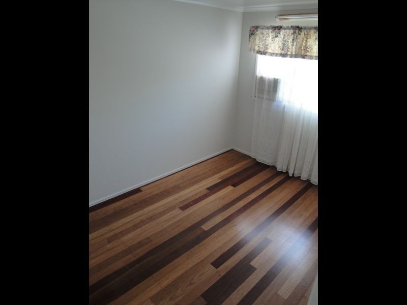 6 Barkala Close, West Gladstone QLD 4680