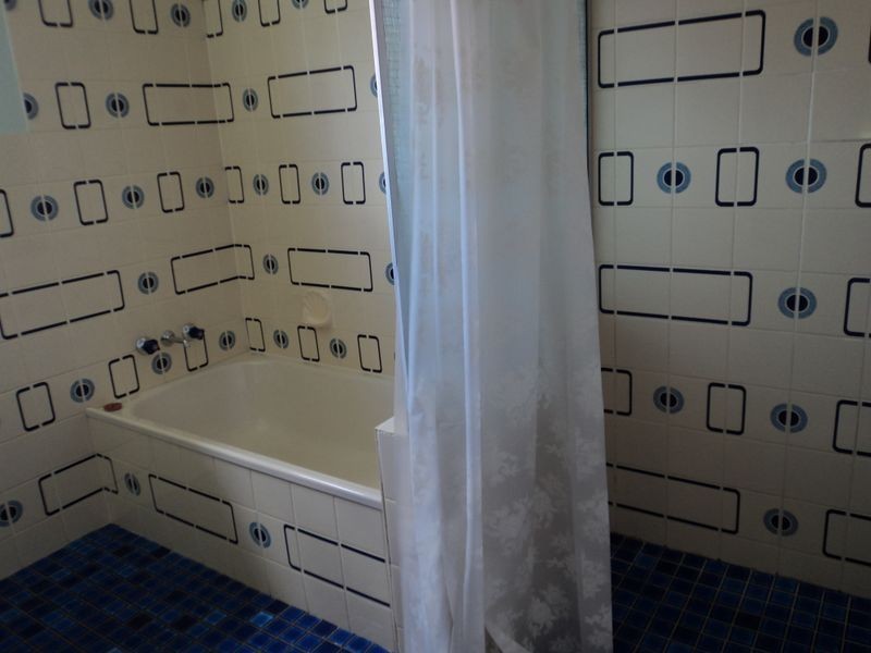 36 Balfour Street, Mount Larcom QLD 4695