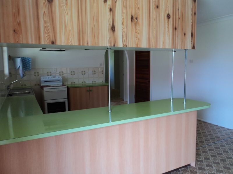 36 Balfour Street, Mount Larcom QLD 4695