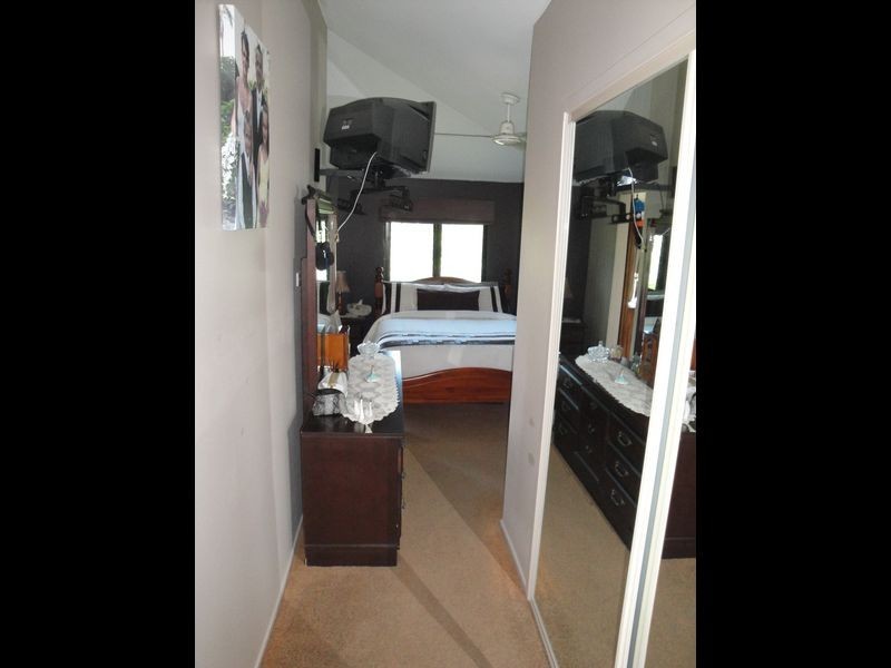 19 Bismark Street, Mount Larcom QLD 4695