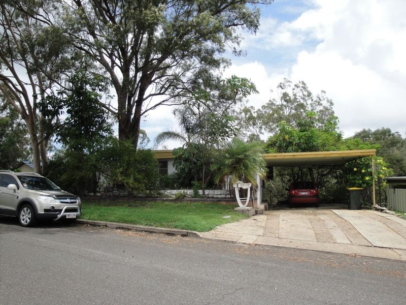 11 Hill Crescent, West Gladstone QLD 4680