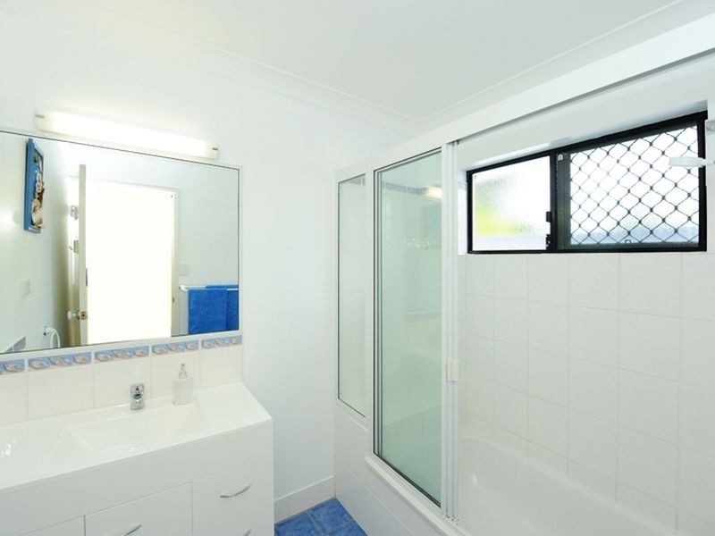 12 Craigmoor Court, Gladstone QLD 4680