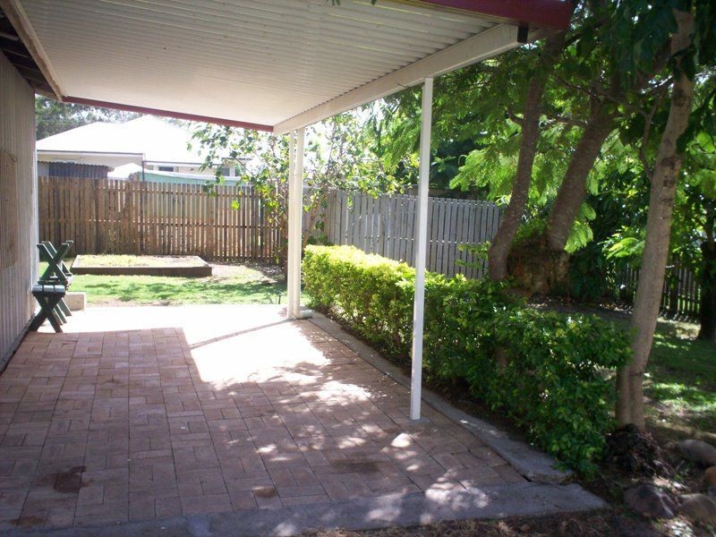 6 Agnes Street, South Gladstone QLD 4680