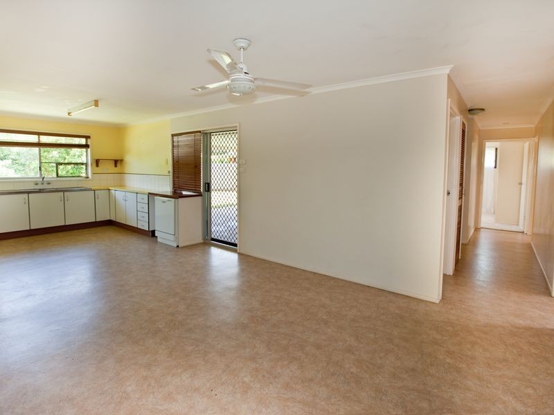 16 Luton Street, Telina QLD 4680