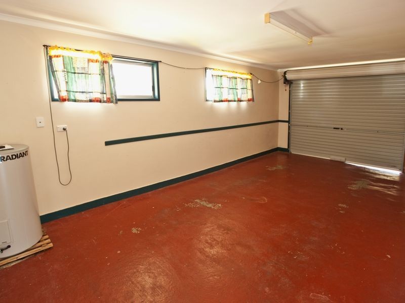 16 Luton Street, Telina QLD 4680