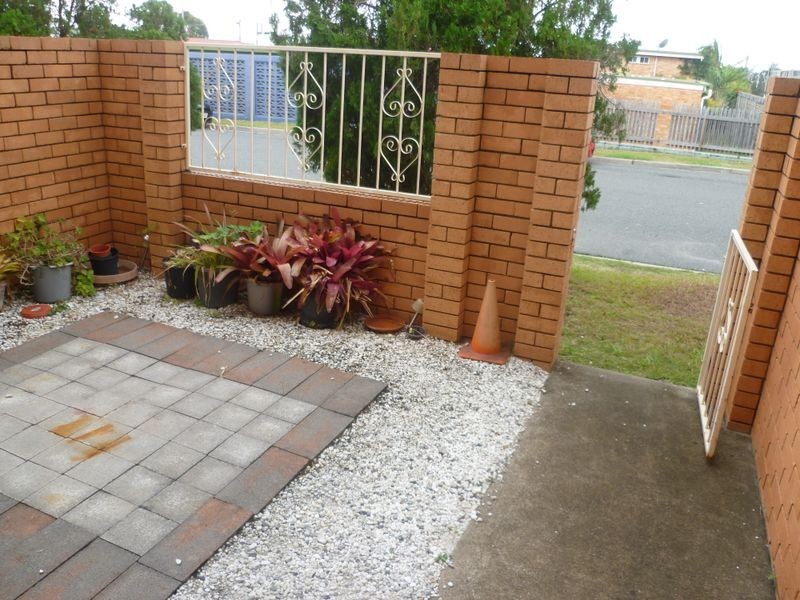 2/43 Off Lane, Gladstone QLD 4680