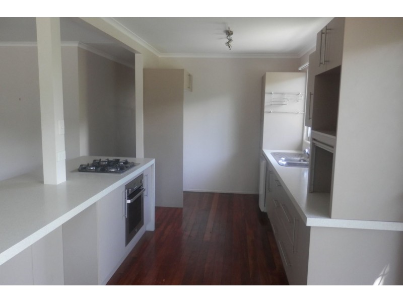 1 Evans Street, West Gladstone QLD 4680