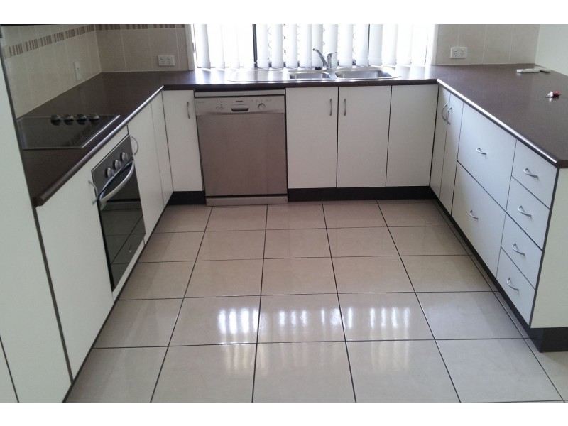 53 Agnes Street, South Gladstone QLD 4680