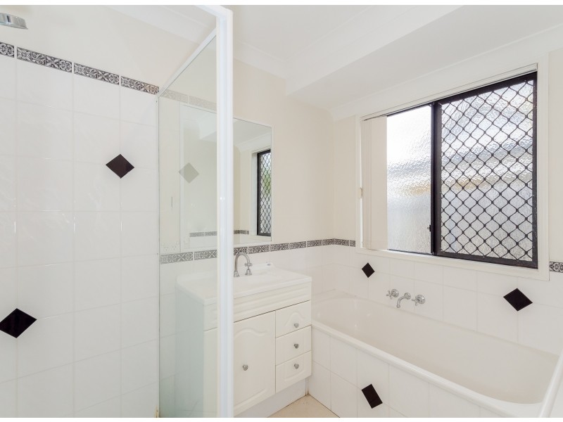 23 Mccann Street, South Gladstone QLD 4680