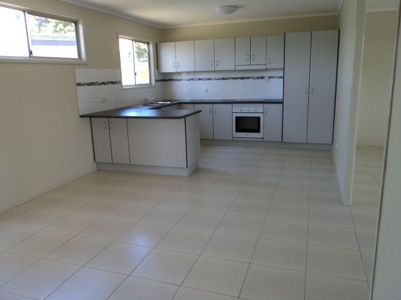 29 Cook Street, West Gladstone QLD 4680