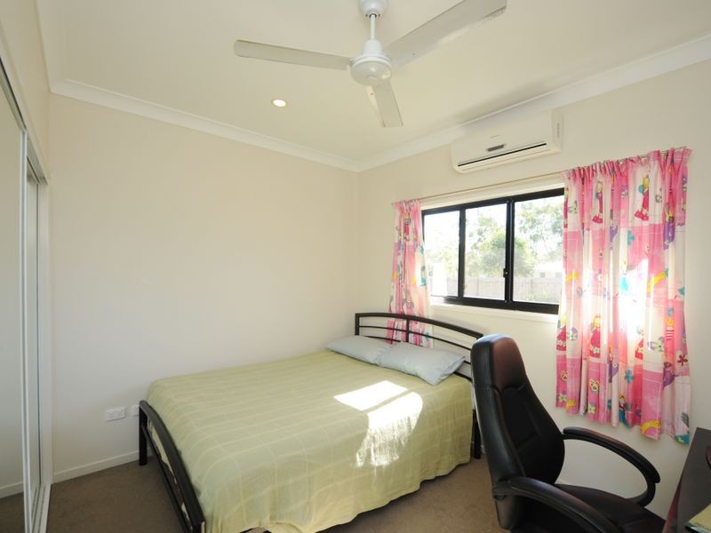 1 Eastwood Street, West Gladstone QLD 4680