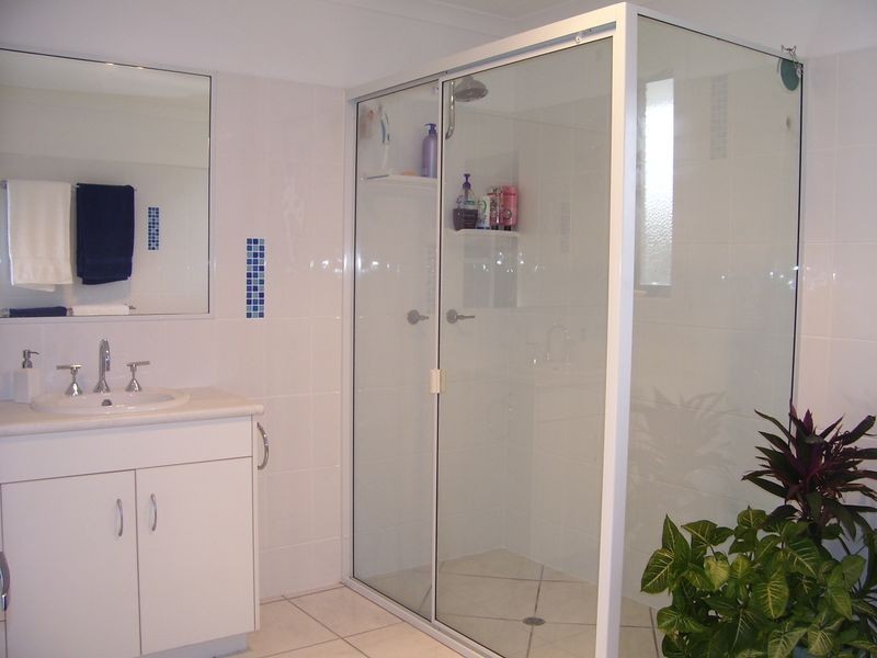 3 Dolphin Tce, Gladstone QLD 4680