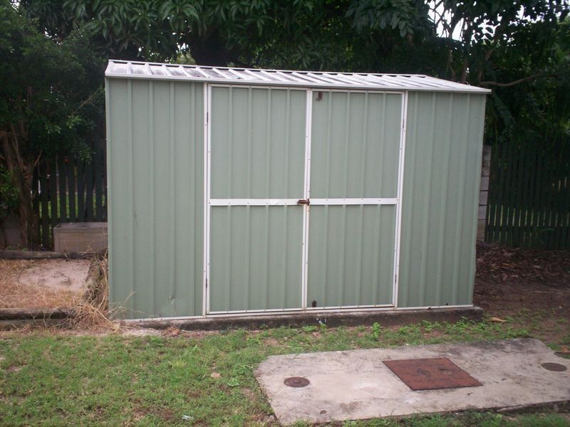 12 Vincent Street, West Gladstone QLD 4680
