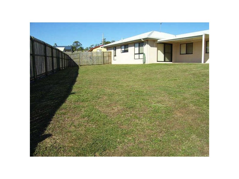 4 Saxonvale Court, New Auckland QLD 4680