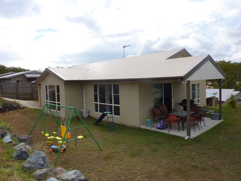 1 Glasshouse Place, New Auckland QLD 4680