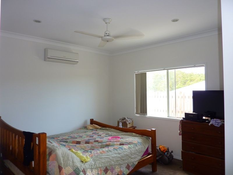 1 Glasshouse Place, New Auckland QLD 4680