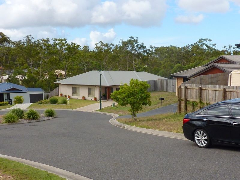 1 Glasshouse Place, New Auckland QLD 4680