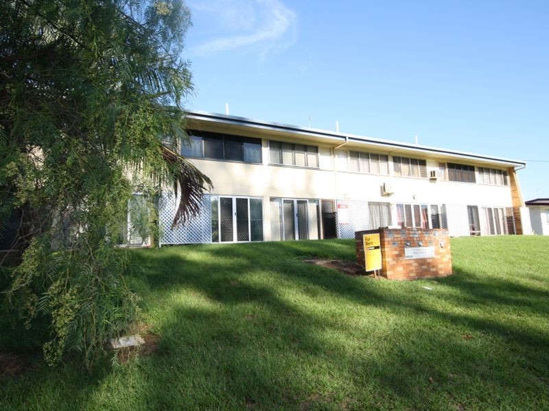 8/21 Charles Street, West Gladstone QLD 4680