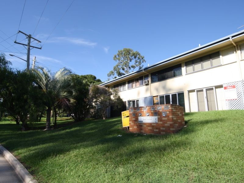 8/21 Charles Street, West Gladstone QLD 4680
