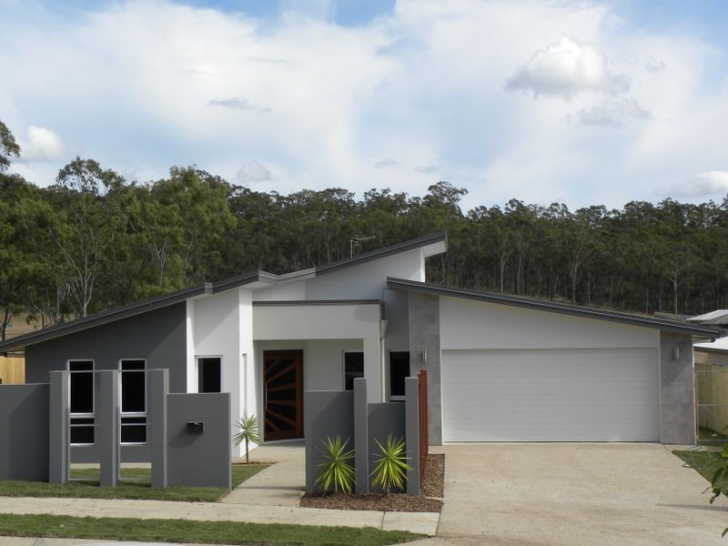 42 Koowin Drive, Kirkwood QLD 4680