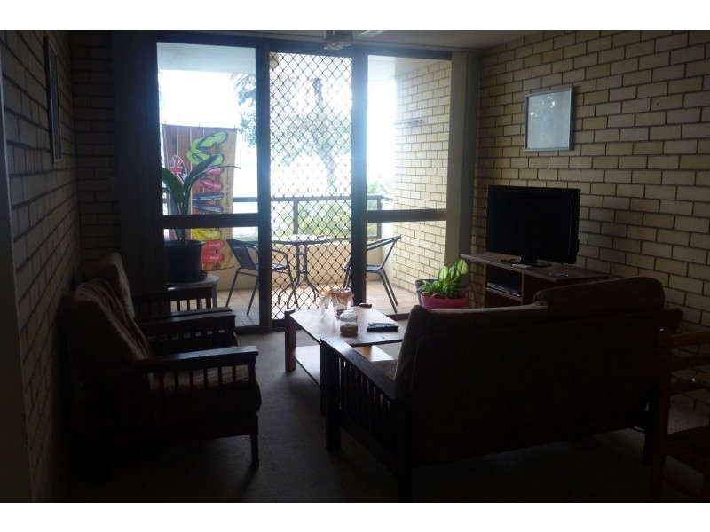 Unit 2/20 Barney Street, Barney Point QLD 4680