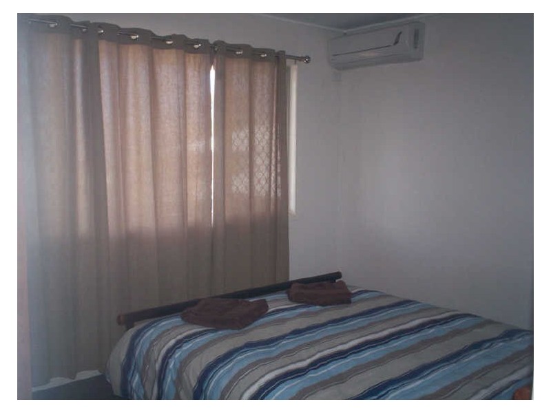 4/1 Side Street, Gladstone QLD 4680