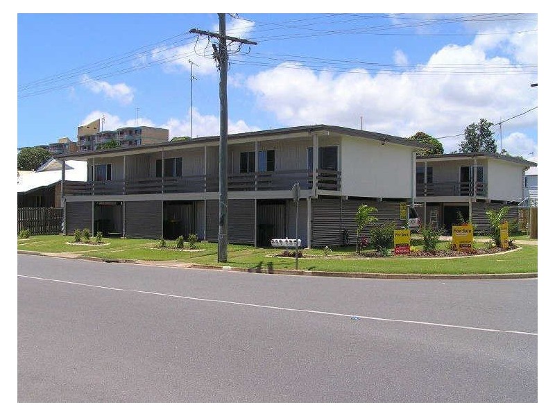 4/1 Side Street, Gladstone QLD 4680