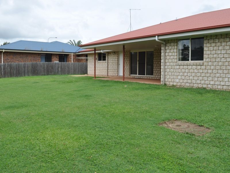 177 J Hickey Avenue, Clinton QLD 4680